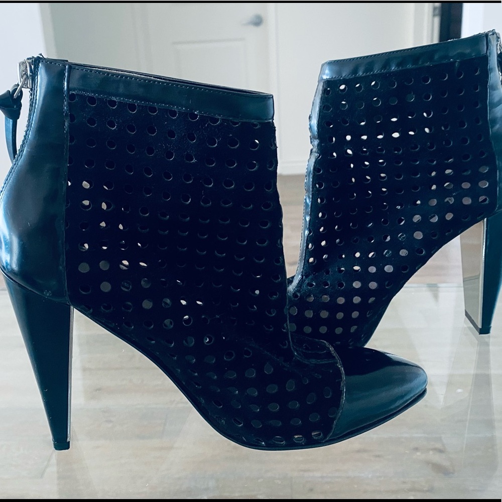 French Connection Women’s Size 8 Booties